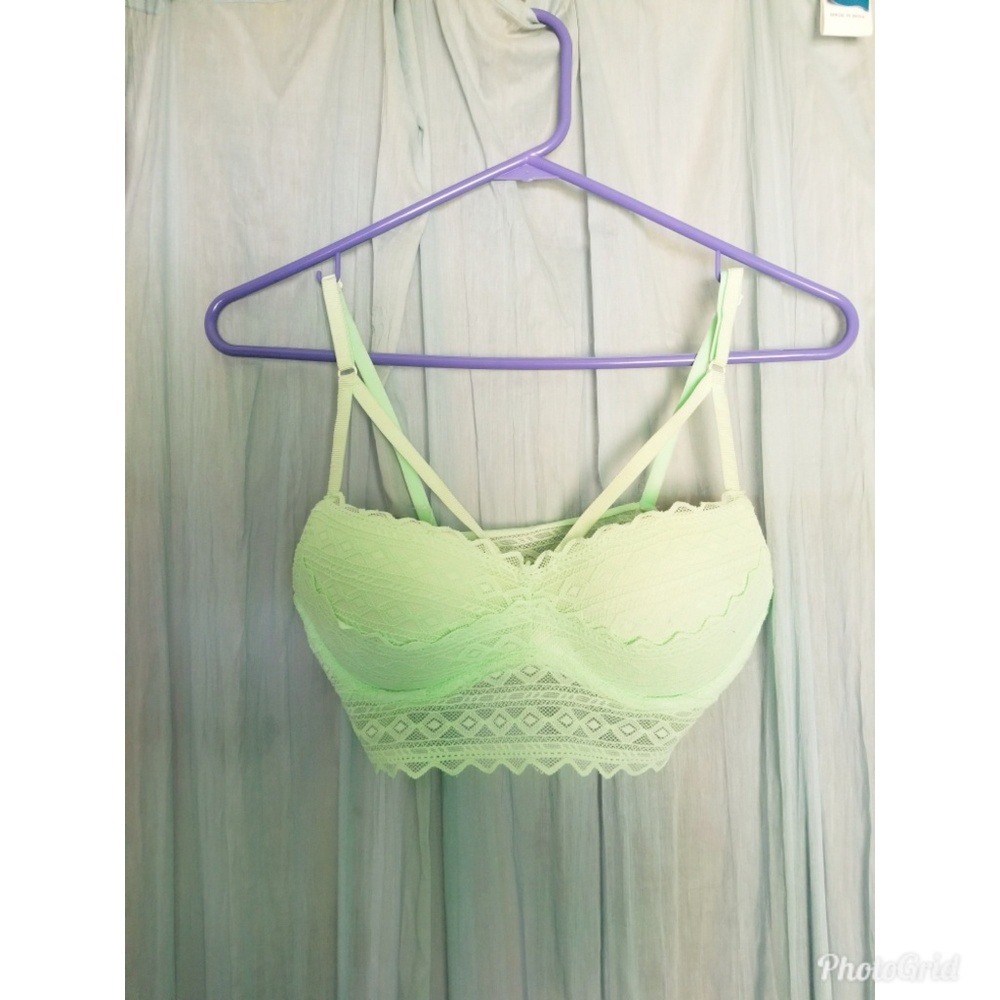 VS Pink Mint Lace Bralette
